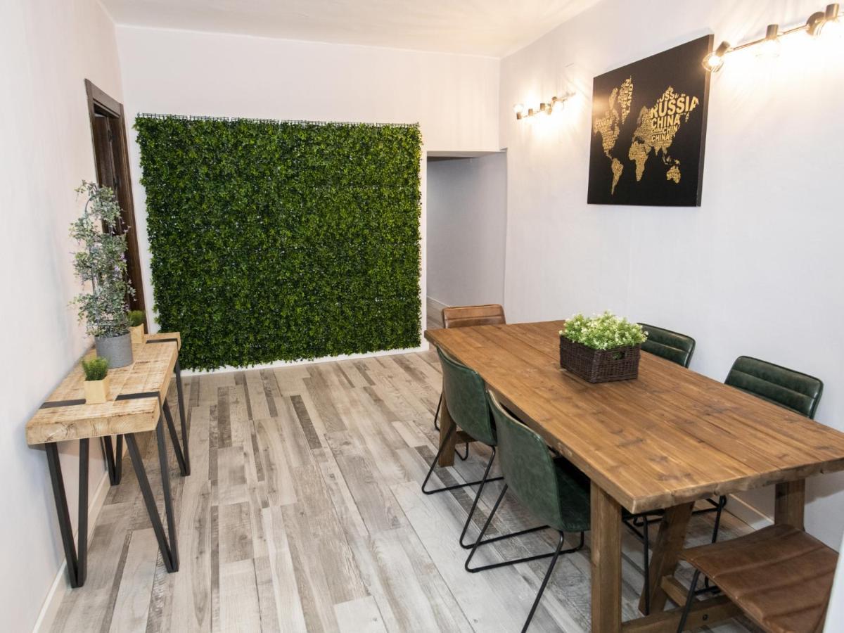 Elegante Apartamento Para 5 En El Centro De Caceres Con Wifi מראה חיצוני תמונה