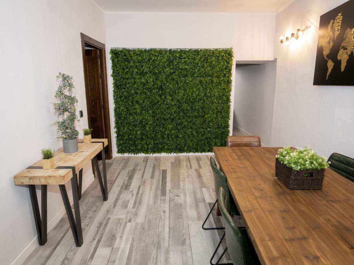 Elegante Apartamento Para 5 En El Centro De Caceres Con Wifi מראה חיצוני תמונה