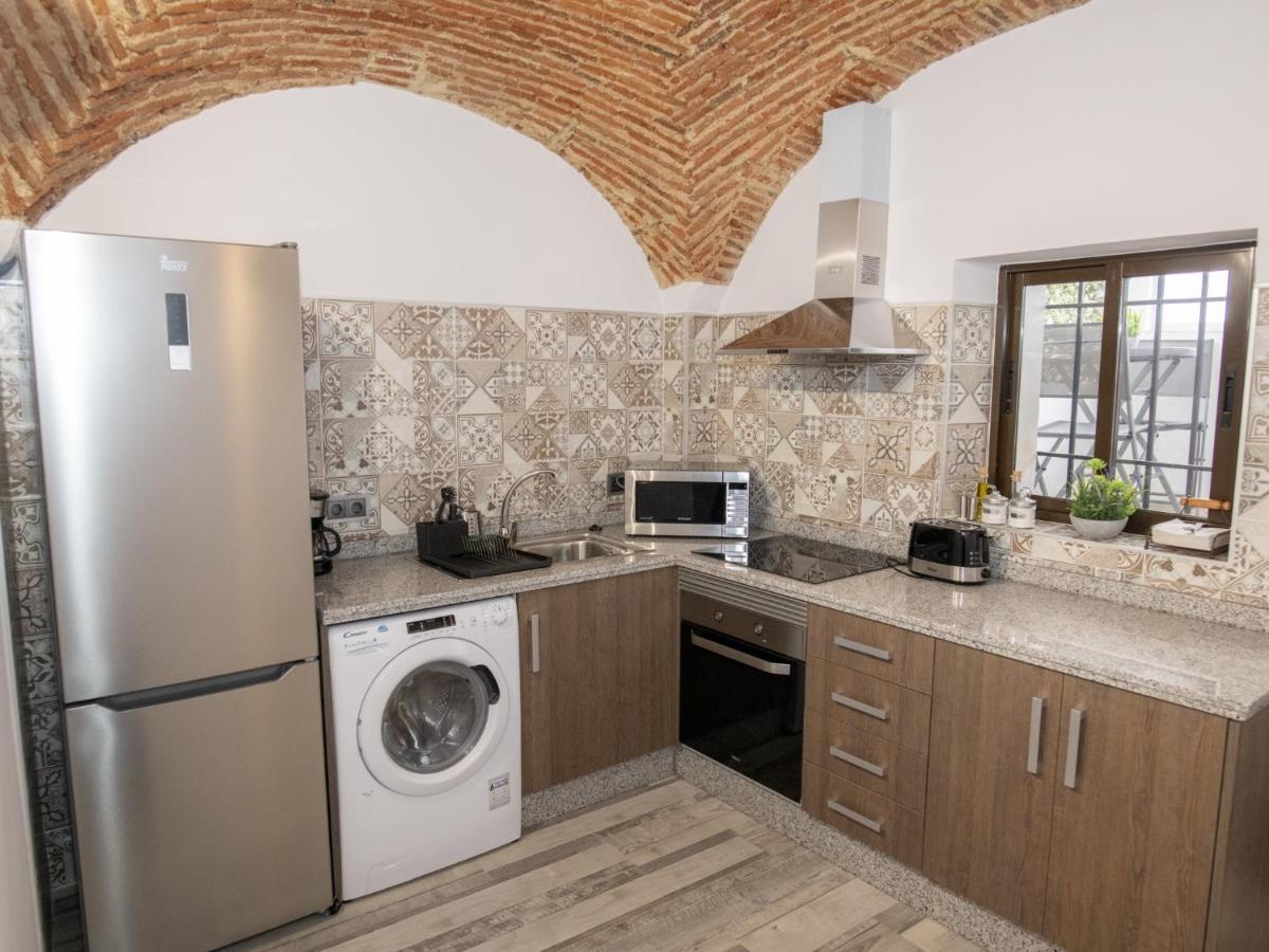 Elegante Apartamento Para 5 En El Centro De Caceres Con Wifi מראה חיצוני תמונה