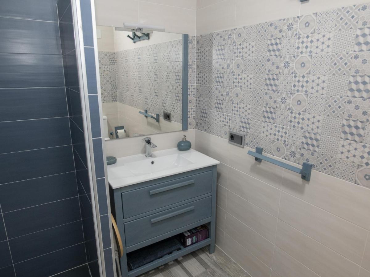 Elegante Apartamento Para 5 En El Centro De Caceres Con Wifi מראה חיצוני תמונה