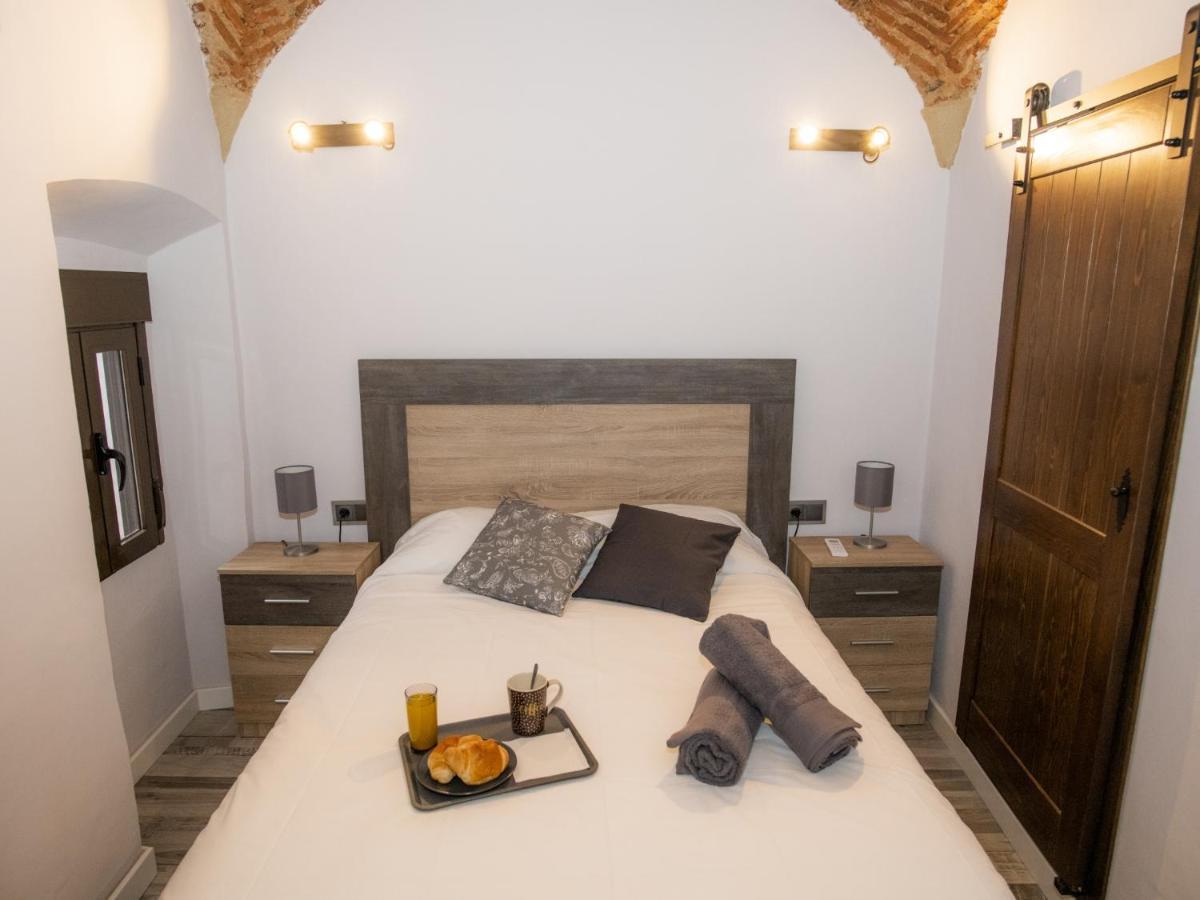Elegante Apartamento Para 5 En El Centro De Caceres Con Wifi מראה חיצוני תמונה