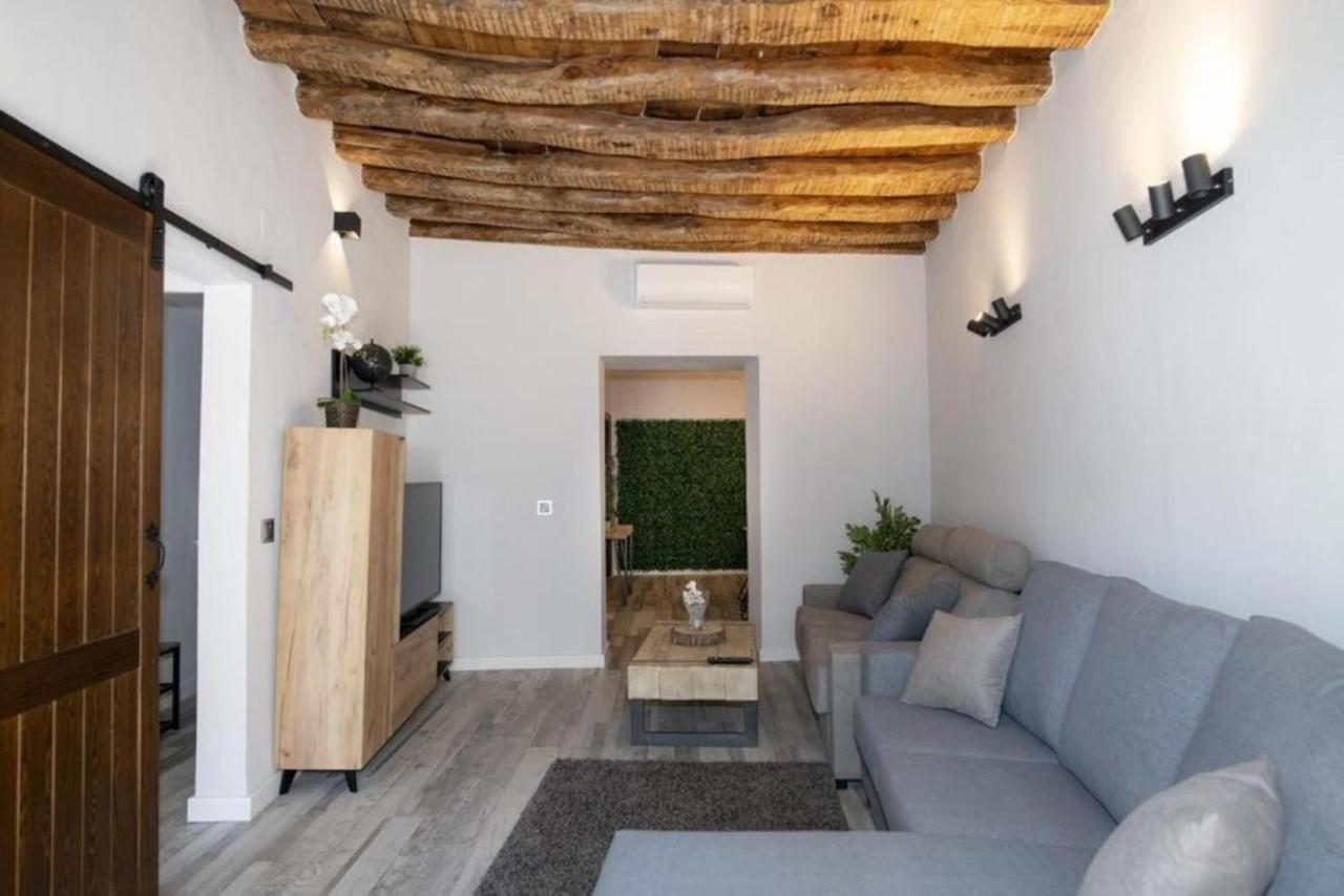Elegante Apartamento Para 5 En El Centro De Caceres Con Wifi מראה חיצוני תמונה