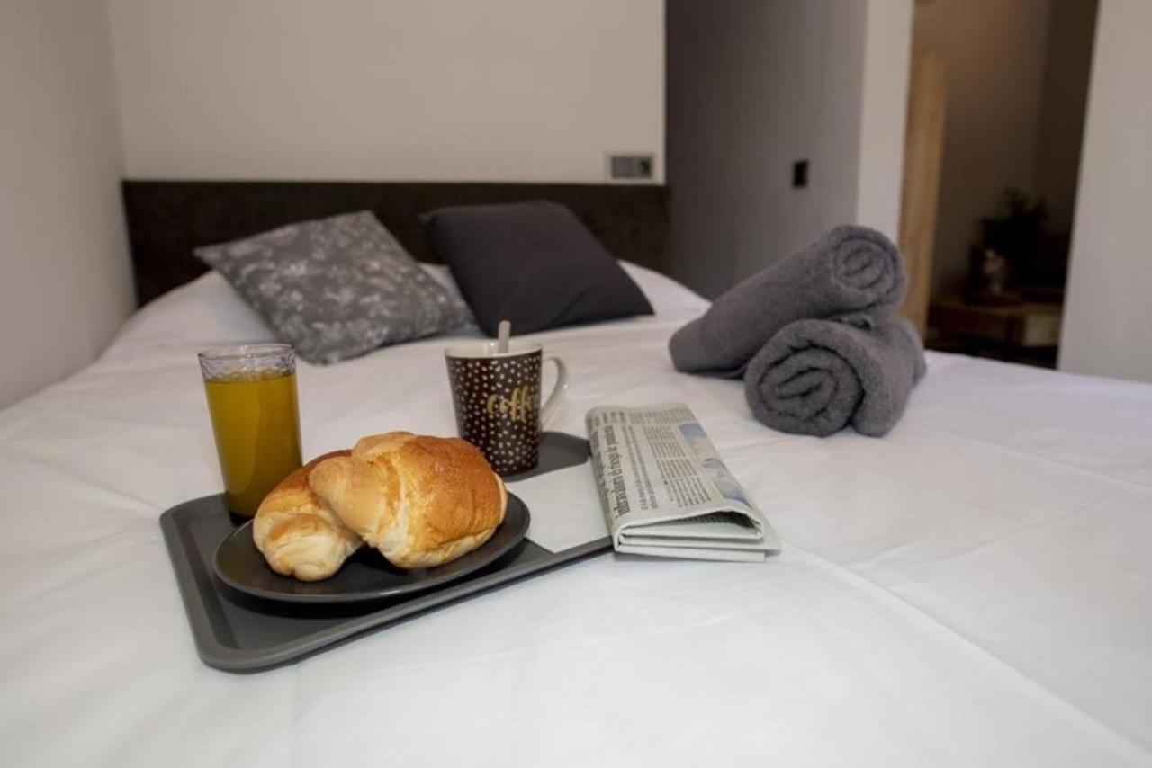 Elegante Apartamento Para 5 En El Centro De Caceres Con Wifi מראה חיצוני תמונה