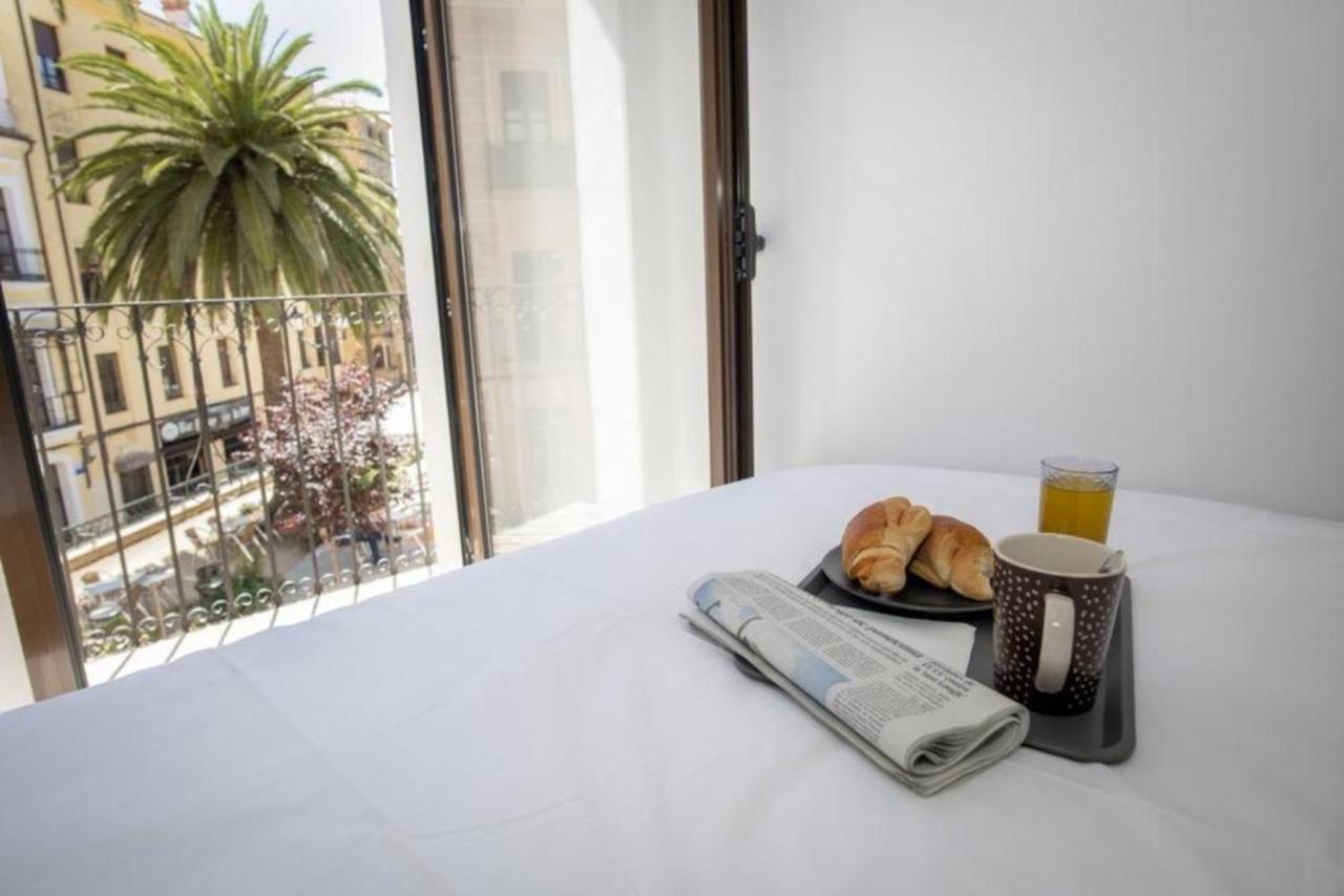 Elegante Apartamento Para 5 En El Centro De Caceres Con Wifi מראה חיצוני תמונה